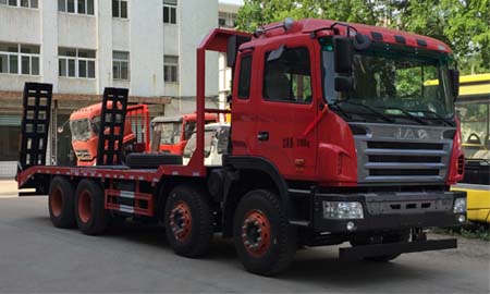前四后八平板運輸車(chē)圖片 前四后八平板運輸車(chē)圖片