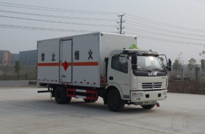 東風(fēng)多利卡易燃氣體廂式運輸車(chē)圖片 東風(fēng)多利卡易燃氣體廂式運輸車(chē)圖片