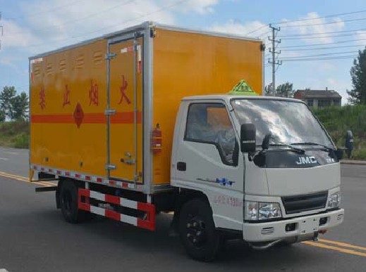 江鈴順達3.2米易燃液體廂式運輸車(chē)圖片 江鈴順達3.2米易燃液體廂式運輸車(chē)圖片