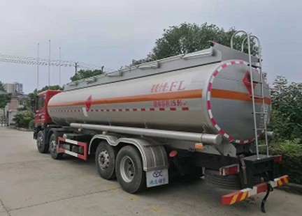 錫宇牌8X2東風(fēng)T5空氣懸掛運油車(chē)圖片 錫宇牌8X2東風(fēng)T5空氣懸掛運油車(chē)圖片