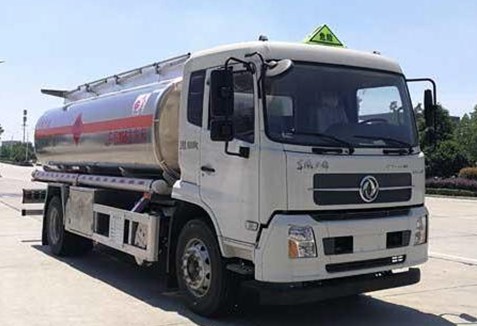 國六東風(fēng)天錦鋁合金運油車(chē)圖片 國六東風(fēng)天錦鋁合金運油車(chē)圖片