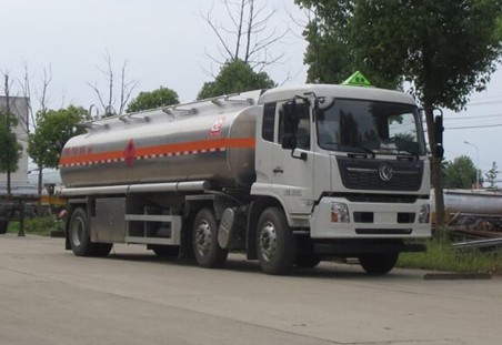 國六東風(fēng)天錦前四后四鋁合金運油車(chē)圖片 國六東風(fēng)天錦前四后四鋁合金運油車(chē)圖片