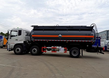 SCS5254GFWDFH型腐蝕性物品罐式運輸車(chē)多方位圖片 SCS5254GFWDFH型腐蝕性物品罐式運輸車(chē)多方位圖片