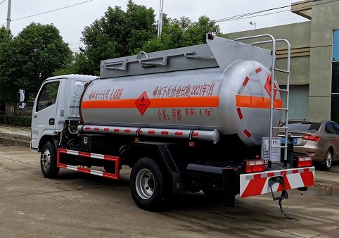 甲醇乙醇罐式運輸車(chē)圖片 甲醇乙醇罐式運輸車(chē)圖片