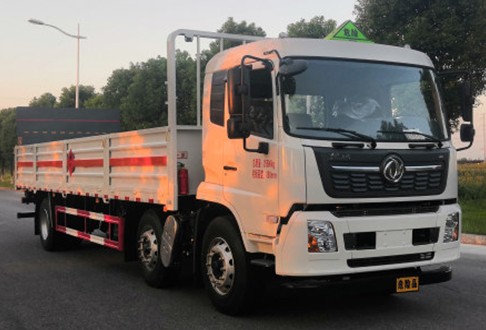 東風(fēng)天錦小三軸(6x2)氣瓶運輸車(chē) 東風(fēng)天錦小三軸(6x2)氣瓶運輸車(chē)