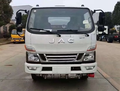 國六江淮駿鈴5噸油罐車(chē)圖片 國六江淮駿鈴5噸油罐車(chē)圖片