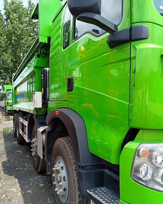 庫存重汽豪沃TX小四橋渣土車(chē)多方位圖片 庫存重汽豪沃TX小四橋渣土車(chē)多方位圖片
