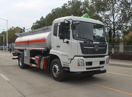 國六東風(fēng)天錦10噸油罐車(chē)圖片 國六東風(fēng)天錦10噸油罐車(chē)圖片