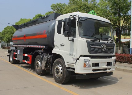 國六東風(fēng)天錦小三軸甲醇乙醇罐式運輸車(chē)圖片 國六東風(fēng)天錦小三軸甲醇乙醇罐式運輸車(chē)圖片