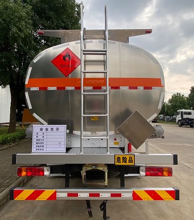 國六解放前四后八31.1方鋁合金油罐車(chē)圖片 國六解放前四后八31.1方鋁合金油罐車(chē)圖片
