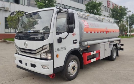 國六東風(fēng)多利卡8噸加油車(chē)/運油車(chē)圖片 國六東風(fēng)多利卡8噸加油車(chē)/運油車(chē)圖片
