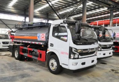 國六東風(fēng)凱普特腐蝕性物品罐式運輸車(chē) 國六東風(fēng)凱普特腐蝕性物品罐式運輸車(chē)