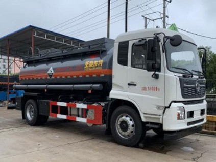 國六東風(fēng)天錦腐蝕性物品罐式運輸車(chē)圖片 國六東風(fēng)天錦腐蝕性物品罐式運輸車(chē)圖片