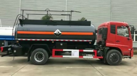 東風(fēng)天錦單橋SCS5180GFWDFH型腐蝕性物品罐式運輸車(chē) 東風(fēng)天錦單橋SCS5180GFWDFH型腐蝕性物品罐式運輸車(chē)