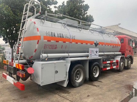 重汽豪沃SLS5322GFWZ5型腐蝕性物品罐式運輸車(chē) 重汽豪沃SLS5322GFWZ5型腐蝕性物品罐式運輸車(chē)
