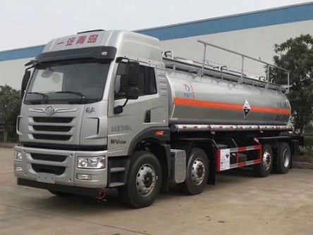 DLQ5319GFWC5型腐蝕性物品罐式運輸車(chē) DLQ5319GFWC5型腐蝕性物品罐式運輸車(chē)