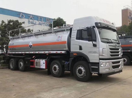 DLQ5319GFWC5型腐蝕性物品罐式運輸車(chē) DLQ5319GFWC5型腐蝕性物品罐式運輸車(chē)