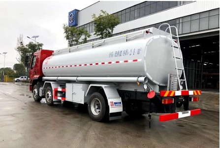 力神牌國五東風(fēng)柳汽乘龍前四后四供液車(chē) 力神牌國五東風(fēng)柳汽乘龍前四后四供液車(chē)