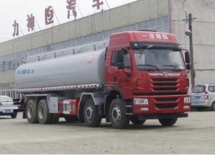 SLS5320GPGC5Q型普通液體運輸車(chē)圖片 SLS5320GPGC5Q型普通液體運輸車(chē)圖片