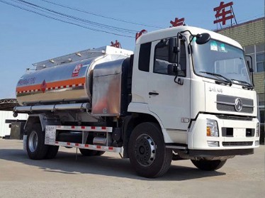 國五東風(fēng)天錦飛機加油車(chē) 國五東風(fēng)天錦飛機加油車(chē)