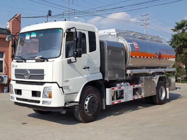 國五東風(fēng)天錦飛機加油車(chē) 國五東風(fēng)天錦飛機加油車(chē)