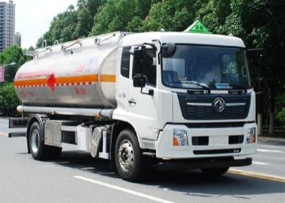 國六東風(fēng)天錦16.6方雙倉油罐車(chē) 國六東風(fēng)天錦16.6方雙倉油罐車(chē)