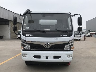 國六東風(fēng)福瑞卡8.6方運油車(chē) 國六東風(fēng)福瑞卡8.6方運油車(chē)