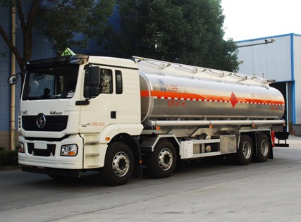 國六陜汽德龍31方鋁合金運油車(chē) 國六陜汽德龍31方鋁合金運油車(chē)