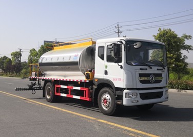 11.5立方標準型瀝青灑布車(chē) 11.5立方標準型瀝青灑布車(chē)