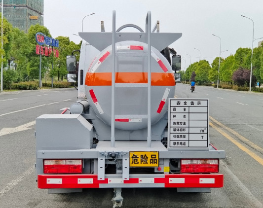 藍牌油罐車(chē)|加油車(chē)圖片 藍牌油罐車(chē)|加油車(chē)圖片