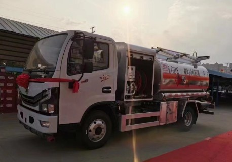 成龍威4.7方飛機加油車(chē)_東風(fēng)多利卡飛機加油車(chē)_楚飛牌CLQ5070GJY6F型飛機加油車(chē) 成龍威4.7方飛機加油車(chē)_東風(fēng)多利卡飛機加油車(chē)_楚飛牌CLQ5070GJY6F型飛機加油車(chē)