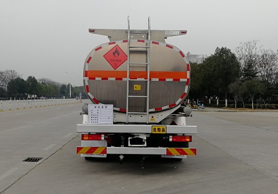 陜汽軒德21方鋁合金運油車(chē)_楚勝牌CSC5262GYYLS6A型鋁合金運油車(chē) 陜汽軒德21方鋁合金運油車(chē)_楚勝牌CSC5262GYYLS6A型鋁合金運油車(chē)
