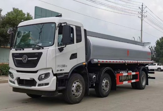 東風(fēng)天錦小三軸食用油運輸車(chē)_潤知星牌SCS5251GSYDFH6型食用油運輸車(chē) 東風(fēng)天錦小三軸食用油運輸車(chē)_潤知星牌SCS5251GSYDFH6型食用油運輸車(chē)