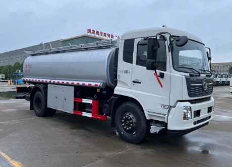 東風(fēng)天錦單橋食用油運輸車(chē)_潤知星牌SCS5180GSYDFH6型食用油運輸車(chē) 東風(fēng)天錦單橋食用油運輸車(chē)_潤知星牌SCS5180GSYDFH6型食用油運輸車(chē)