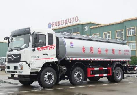 東風(fēng)暢行D3V小三軸食用油運輸車(chē)_潤知星牌SCS5250GSYDFV6型食用油運輸車(chē) 東風(fēng)暢行D3V小三軸食用油運輸車(chē)_潤知星牌SCS5250GSYDFV6型食用油運輸車(chē)