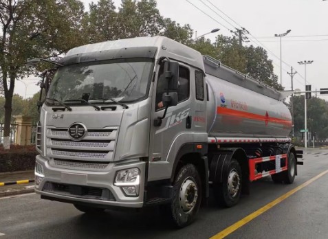 解放JK6前四后四20方易燃液體罐式運輸車(chē)_潤知星牌SCS5264GRYCA6型易燃液體罐式運輸車(chē) 解放JK6前四后四20方易燃液體罐式運輸車(chē)_潤知星牌SCS5264GRYCA6型易燃液體罐式運輸車(chē)