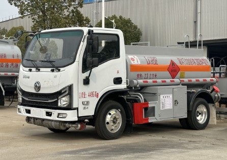 東風(fēng)華神藍牌2.3方加油車(chē)_楚勝牌CSC5040GJYEH6型加油車(chē) 東風(fēng)華神藍牌2.3方加油車(chē)_楚勝牌CSC5040GJYEH6型加油車(chē)
